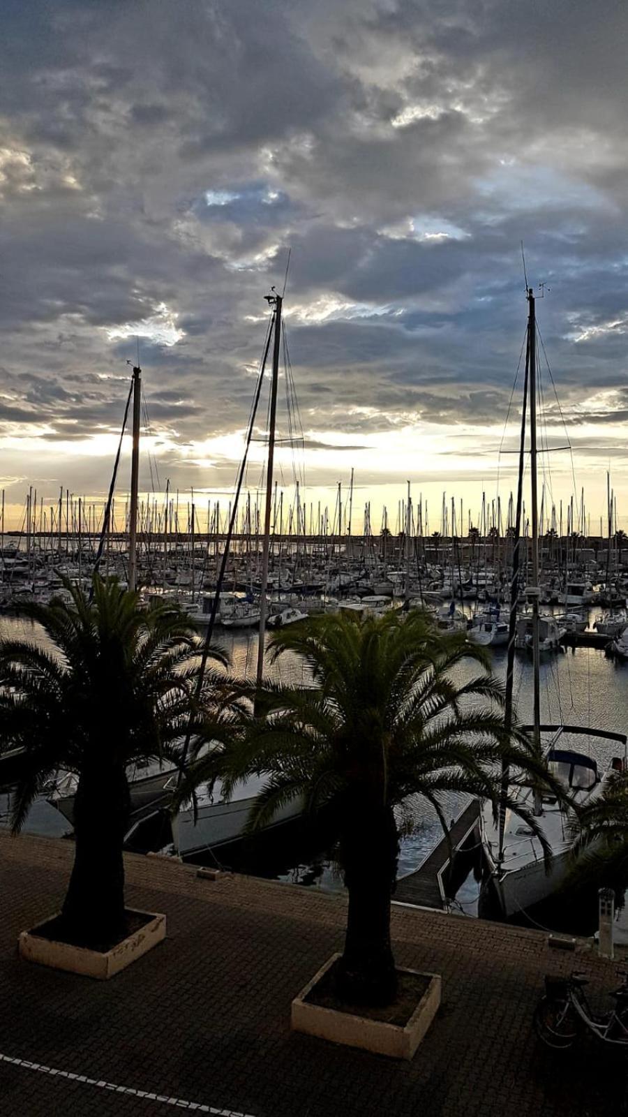 T2 Sur Le Port Avec Parking Apartment กรุยซ็อง ภายนอก รูปภาพ